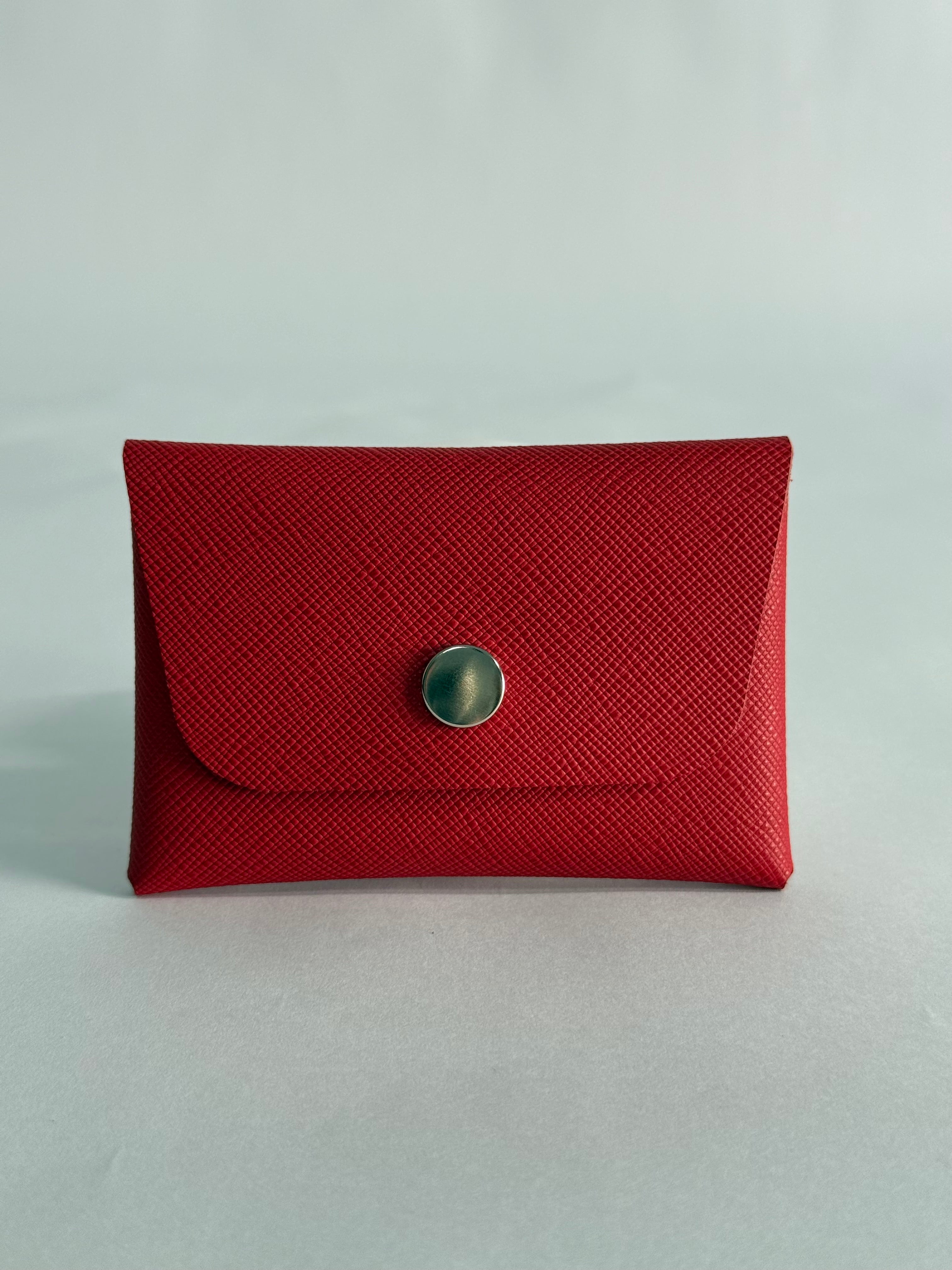 Echelon Fold Red Saffinao