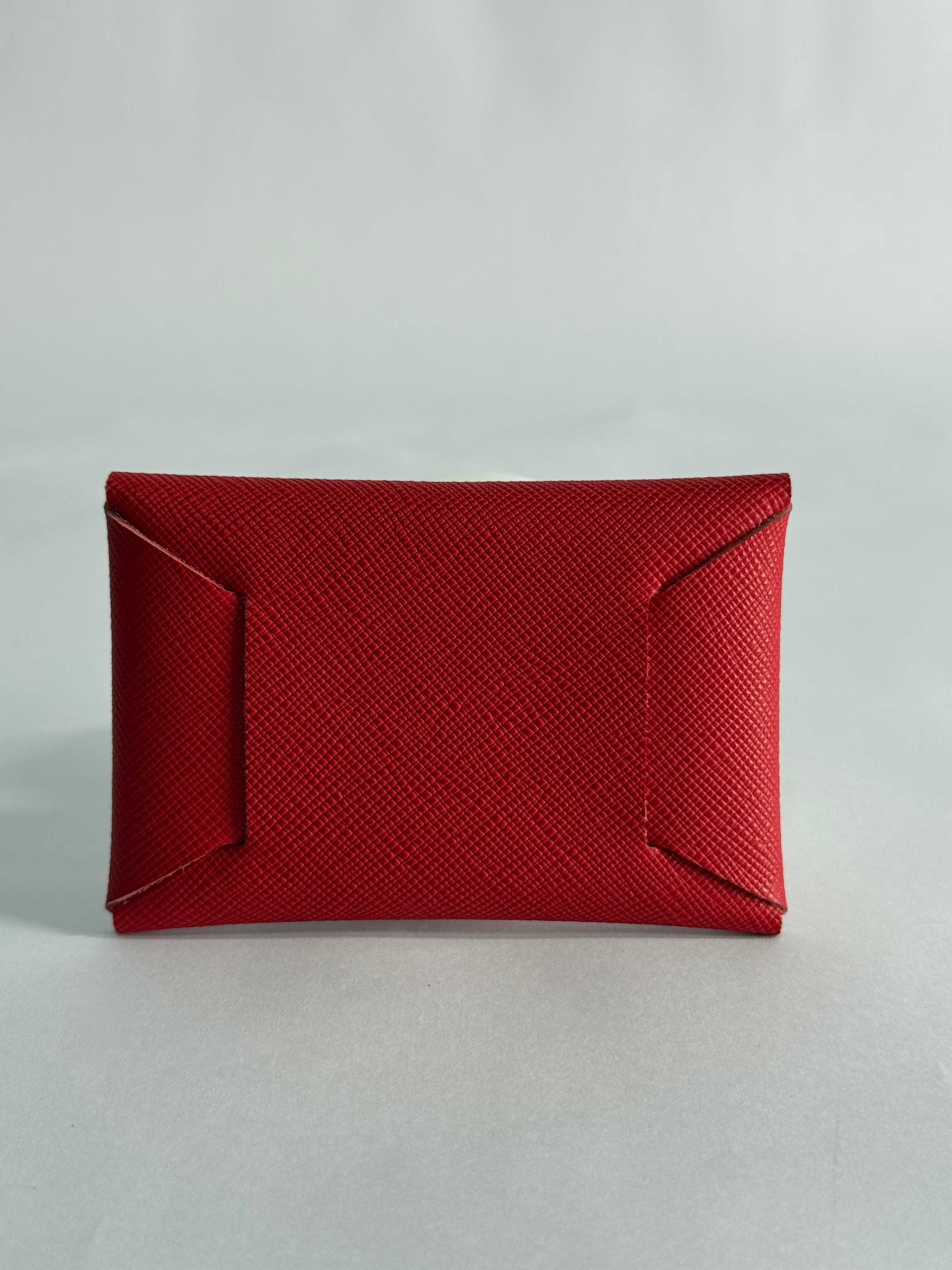Echelon Fold Red Saffinao